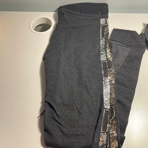 Pink yoga pants, glitter on the side of the leggings all the way down!
